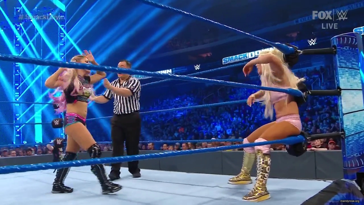 WWE_Friday_Night_SmackDown_2020_01_10_720p_HDTV_x264-NWCHD_mp40278.jpg
