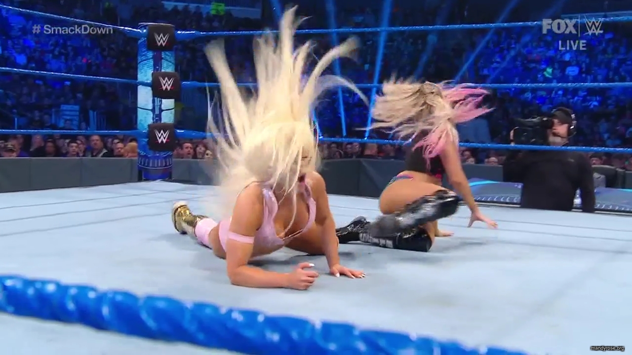 WWE_Friday_Night_SmackDown_2020_01_10_720p_HDTV_x264-NWCHD_mp40285.jpg