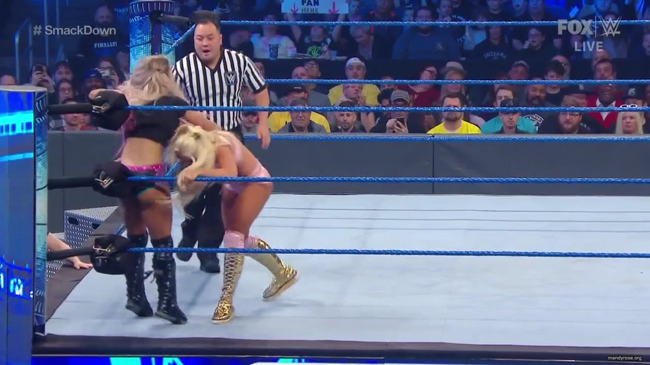WWE_Friday_Night_SmackDown_2020_01_10_720p_HDTV_x264-NWCHD_mp40296.jpg