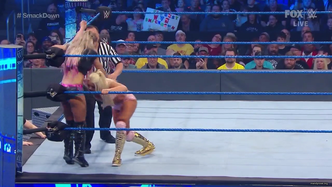 WWE_Friday_Night_SmackDown_2020_01_10_720p_HDTV_x264-NWCHD_mp40298.jpg