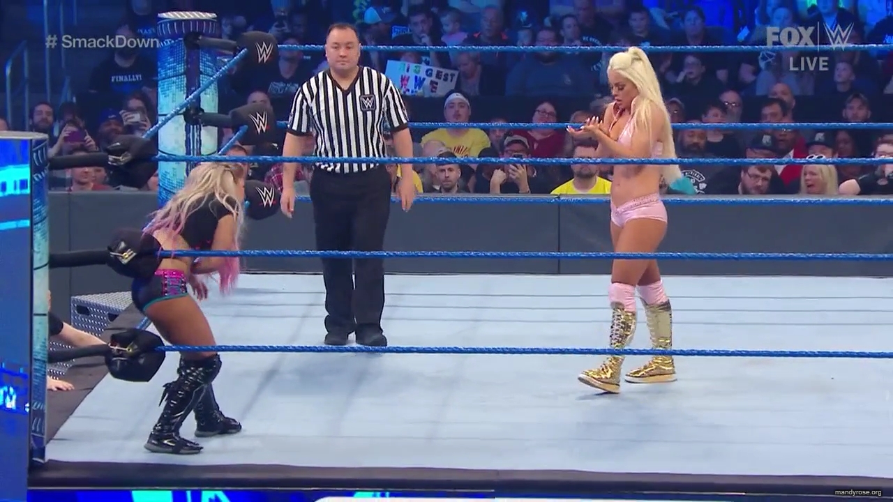 WWE_Friday_Night_SmackDown_2020_01_10_720p_HDTV_x264-NWCHD_mp40302.jpg