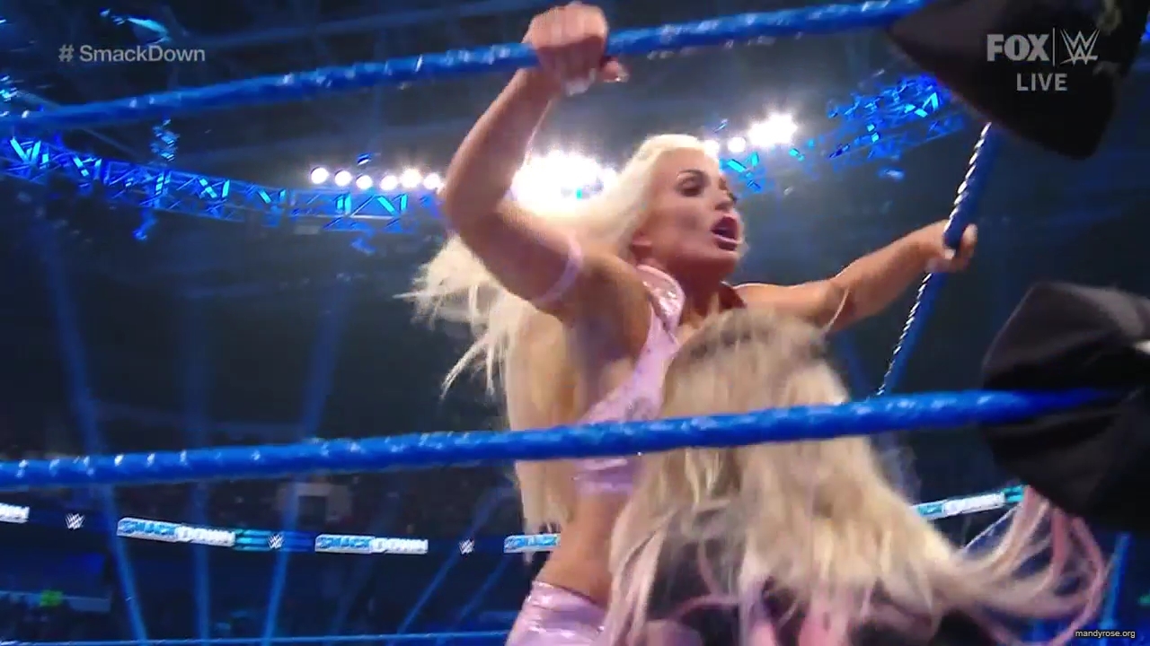 WWE_Friday_Night_SmackDown_2020_01_10_720p_HDTV_x264-NWCHD_mp40304.jpg