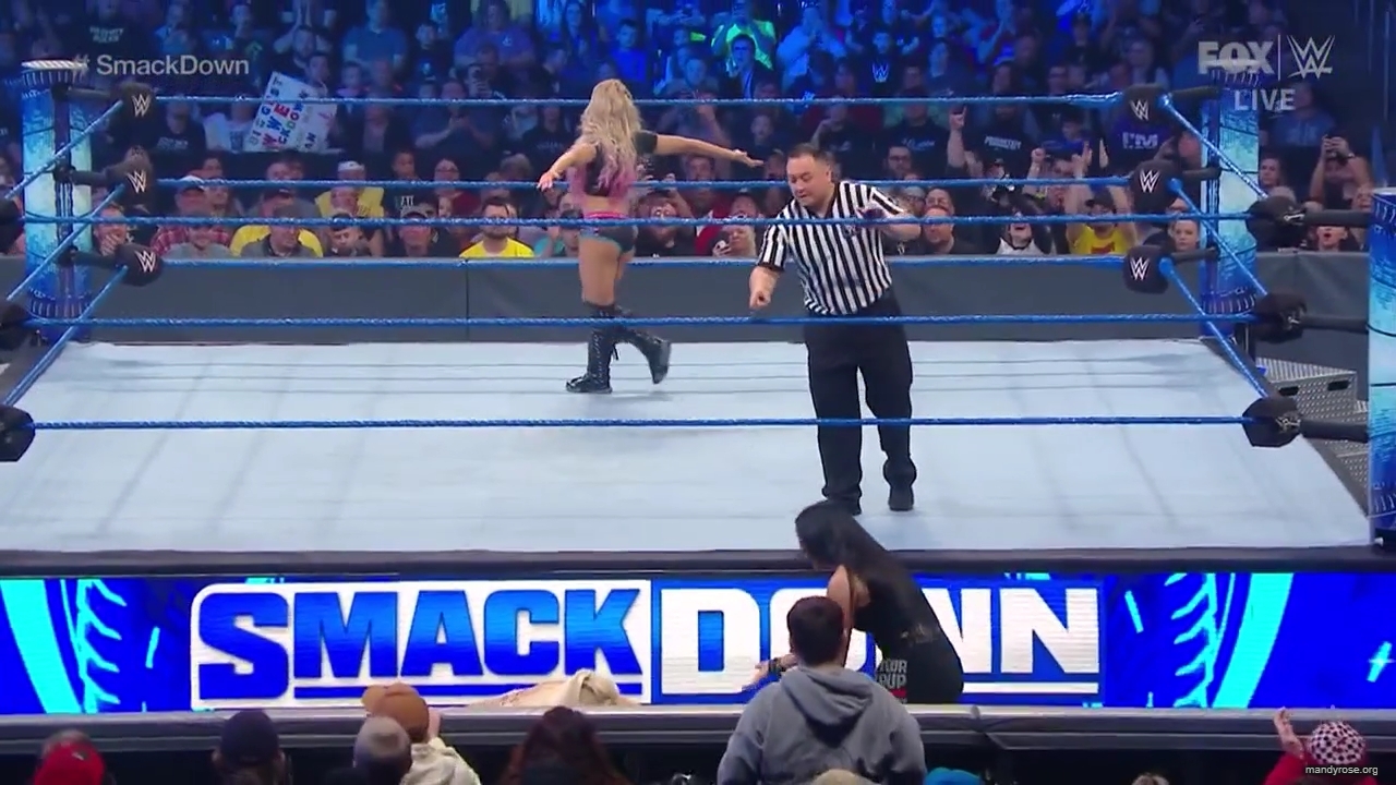 WWE_Friday_Night_SmackDown_2020_01_10_720p_HDTV_x264-NWCHD_mp40315.jpg