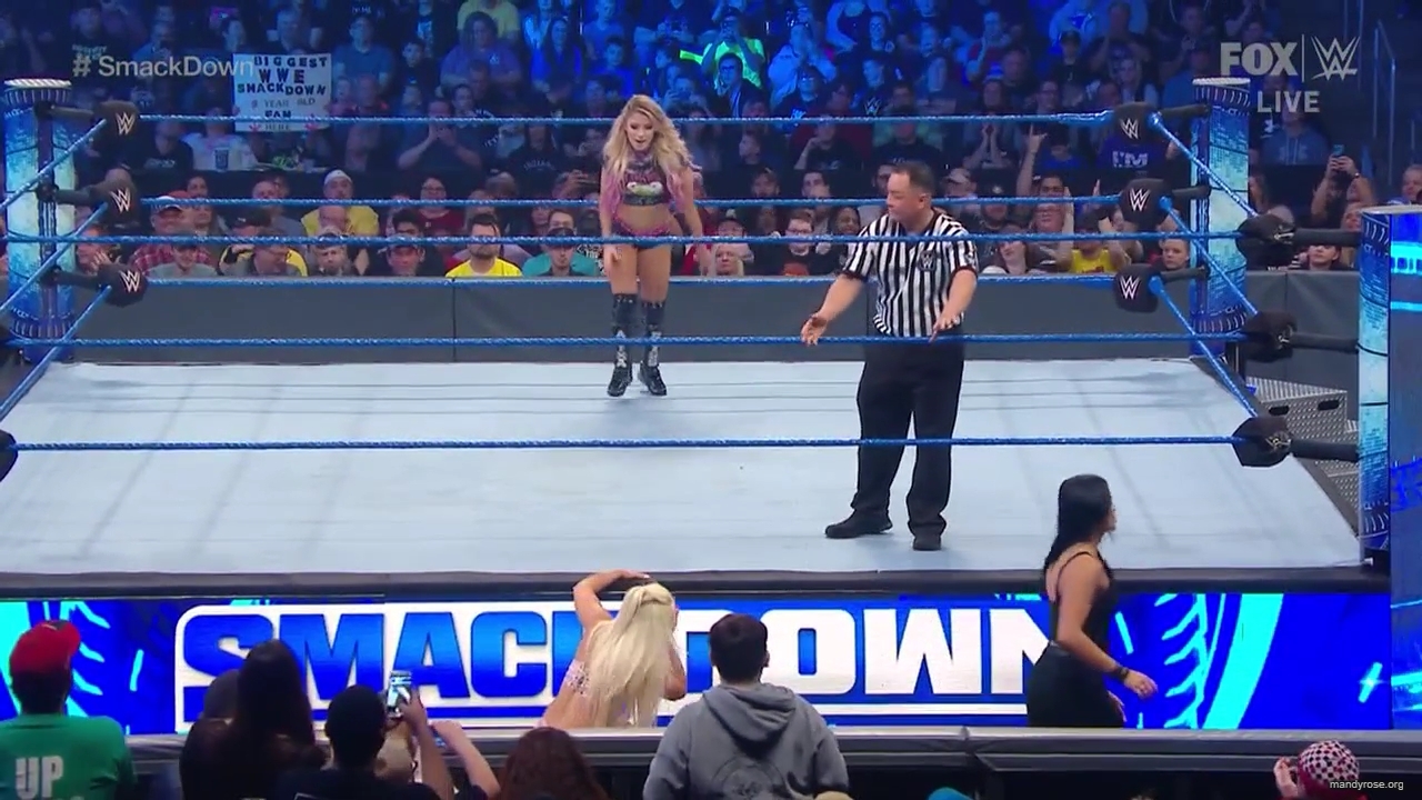 WWE_Friday_Night_SmackDown_2020_01_10_720p_HDTV_x264-NWCHD_mp40317.jpg