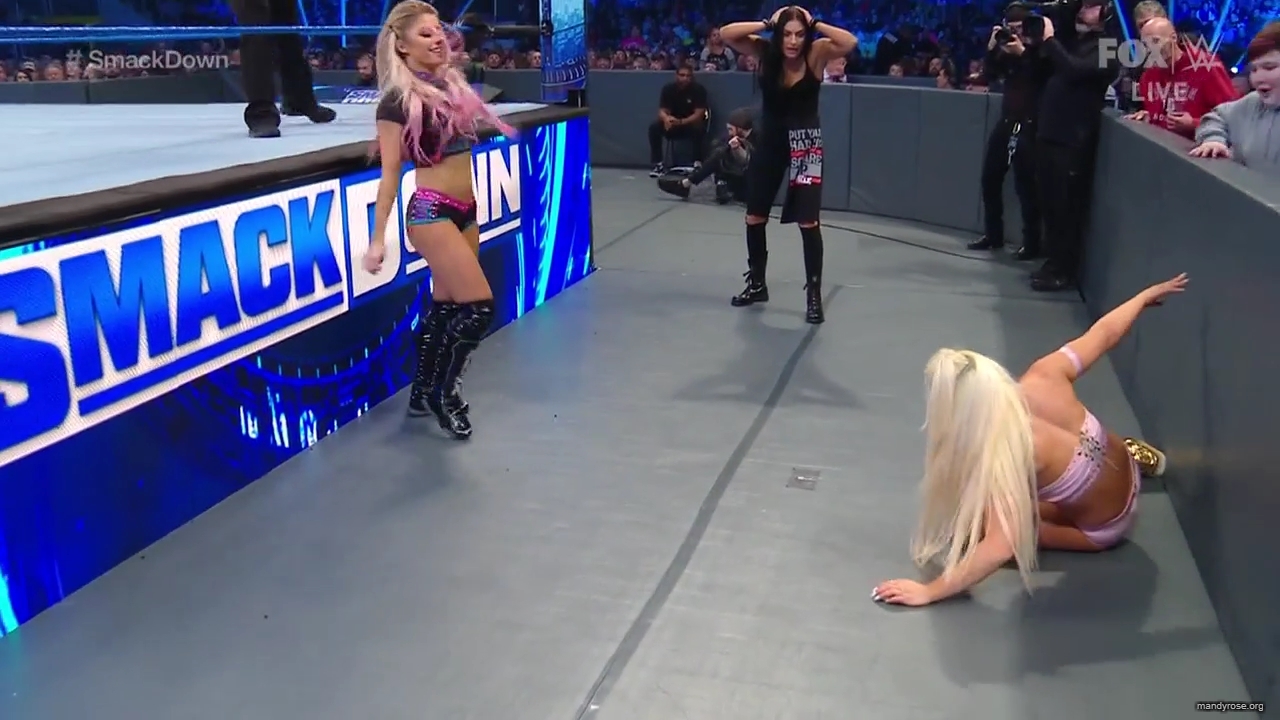 WWE_Friday_Night_SmackDown_2020_01_10_720p_HDTV_x264-NWCHD_mp40321.jpg