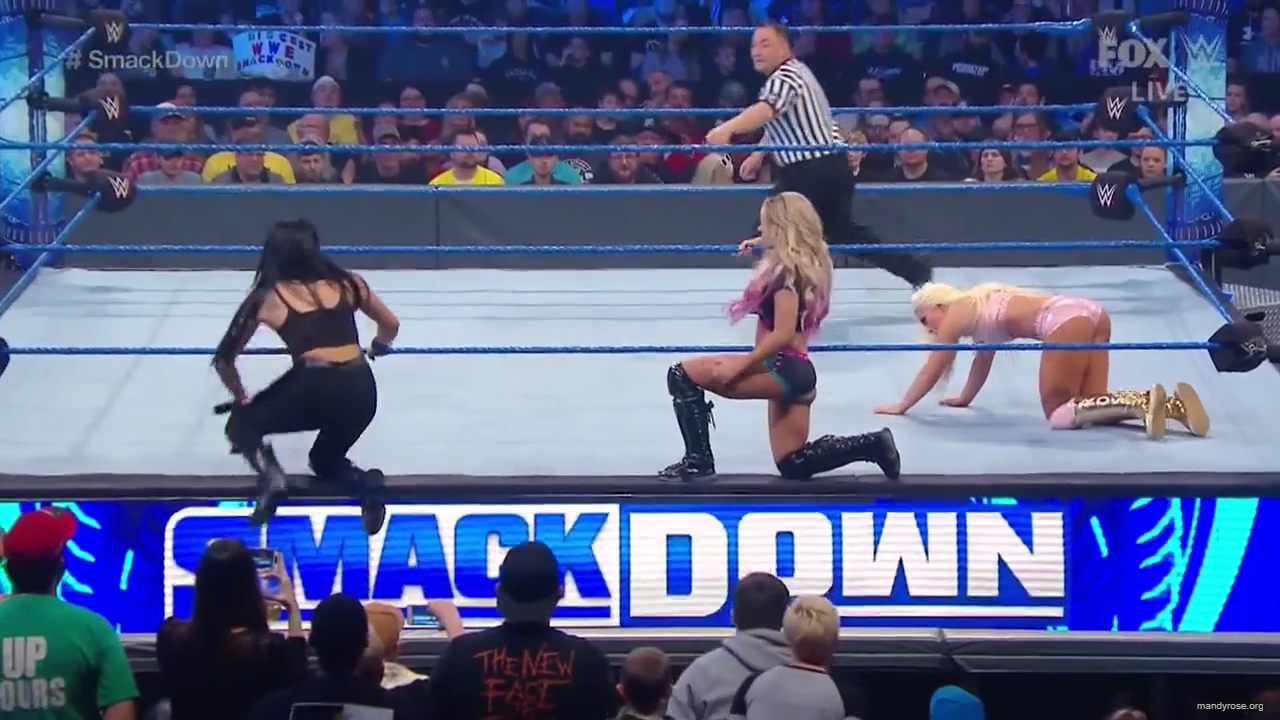 WWE_Friday_Night_SmackDown_2020_01_10_720p_HDTV_x264-NWCHD_mp40328.jpg