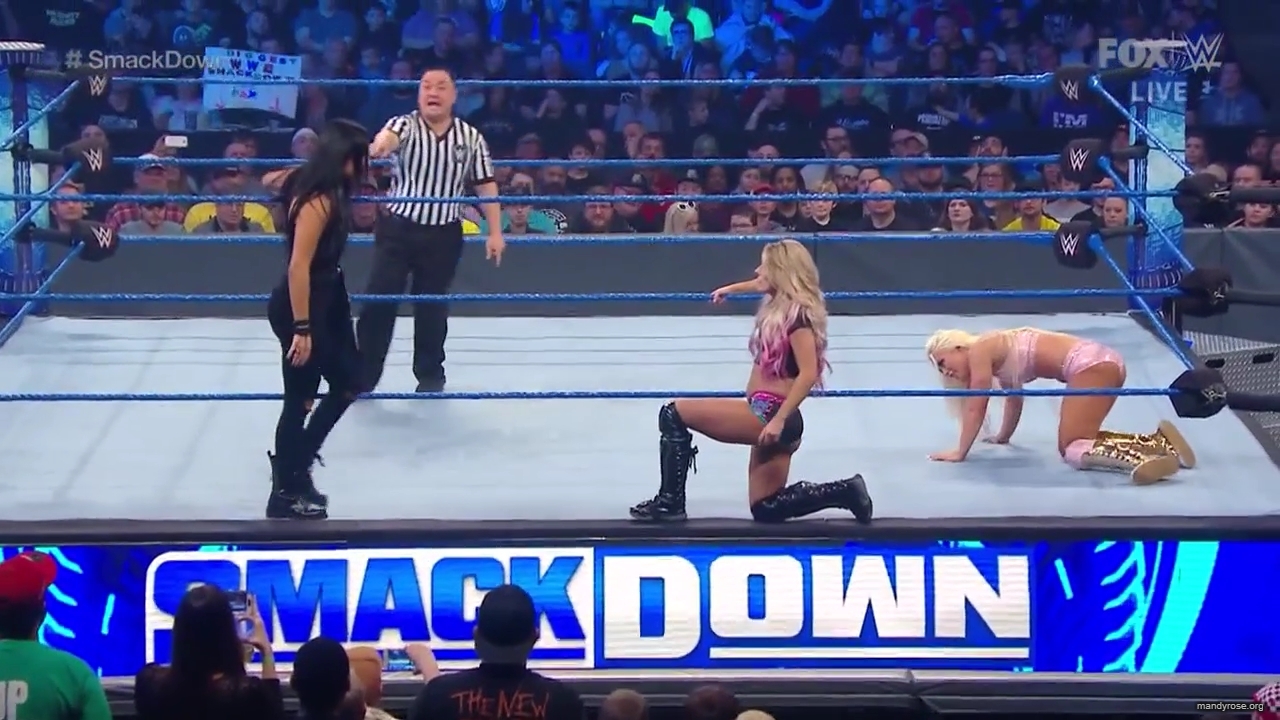 WWE_Friday_Night_SmackDown_2020_01_10_720p_HDTV_x264-NWCHD_mp40329.jpg
