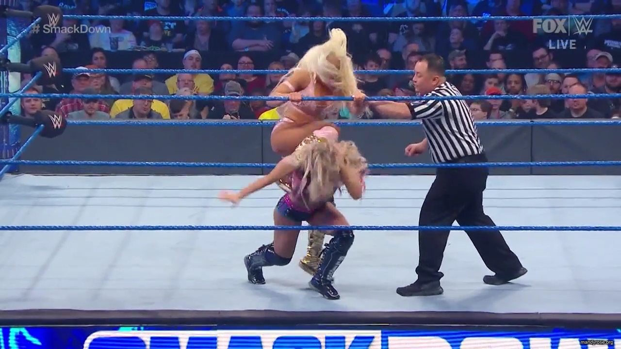 WWE_Friday_Night_SmackDown_2020_01_10_720p_HDTV_x264-NWCHD_mp40360.jpg