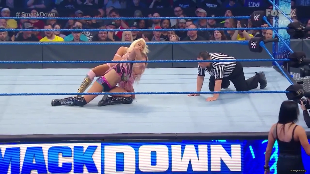 WWE_Friday_Night_SmackDown_2020_01_10_720p_HDTV_x264-NWCHD_mp40377.jpg
