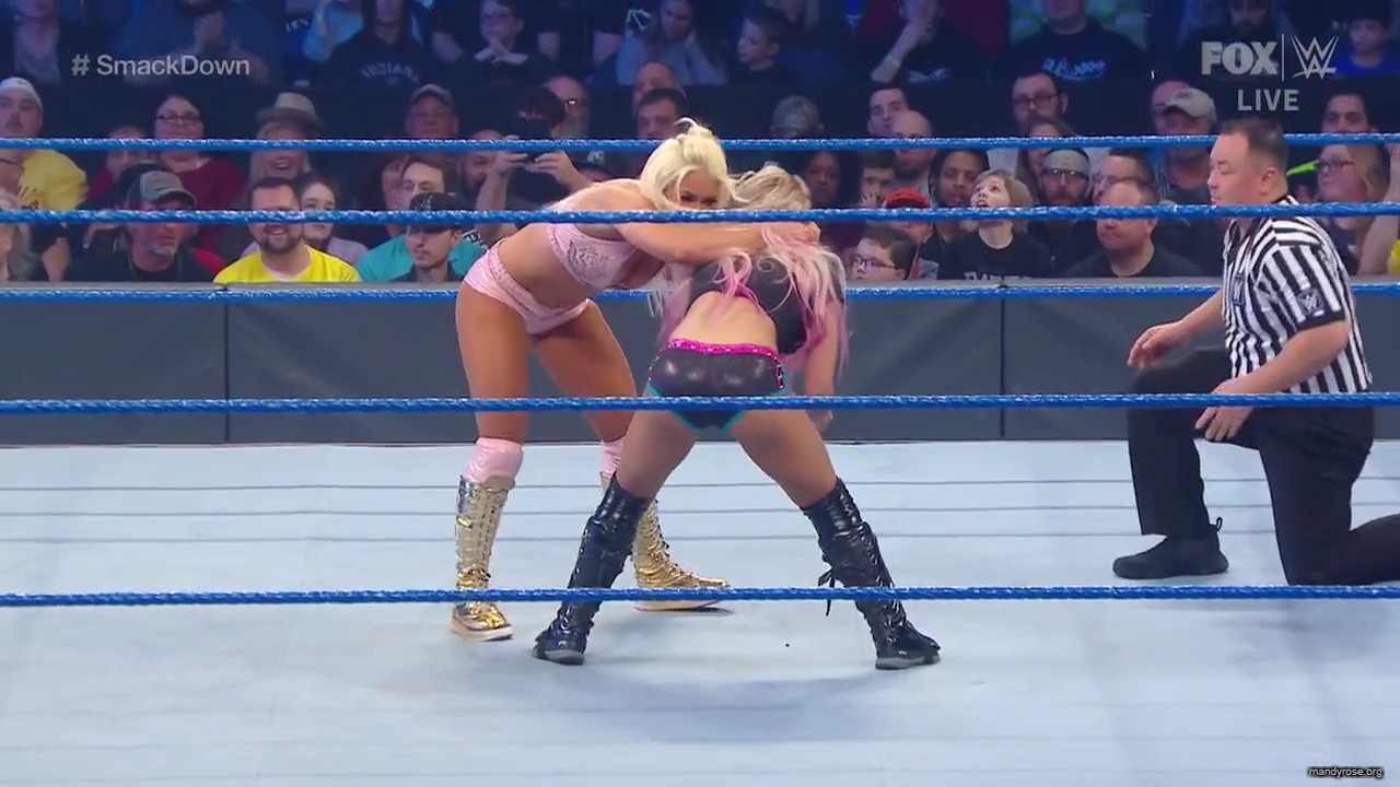 WWE_Friday_Night_SmackDown_2020_01_10_720p_HDTV_x264-NWCHD_mp40382.jpg