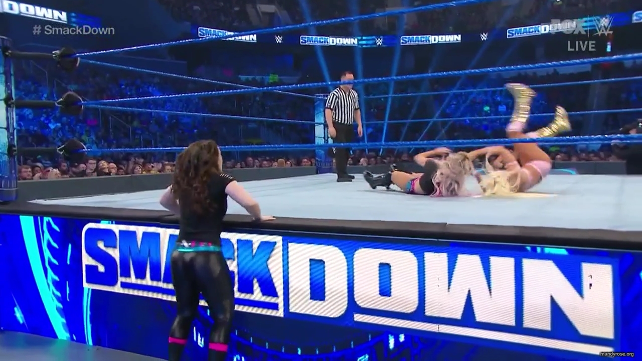 WWE_Friday_Night_SmackDown_2020_01_10_720p_HDTV_x264-NWCHD_mp40386.jpg