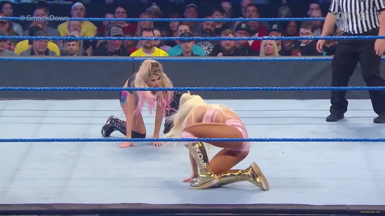 WWE_Friday_Night_SmackDown_2020_01_10_720p_HDTV_x264-NWCHD_mp40387.jpg