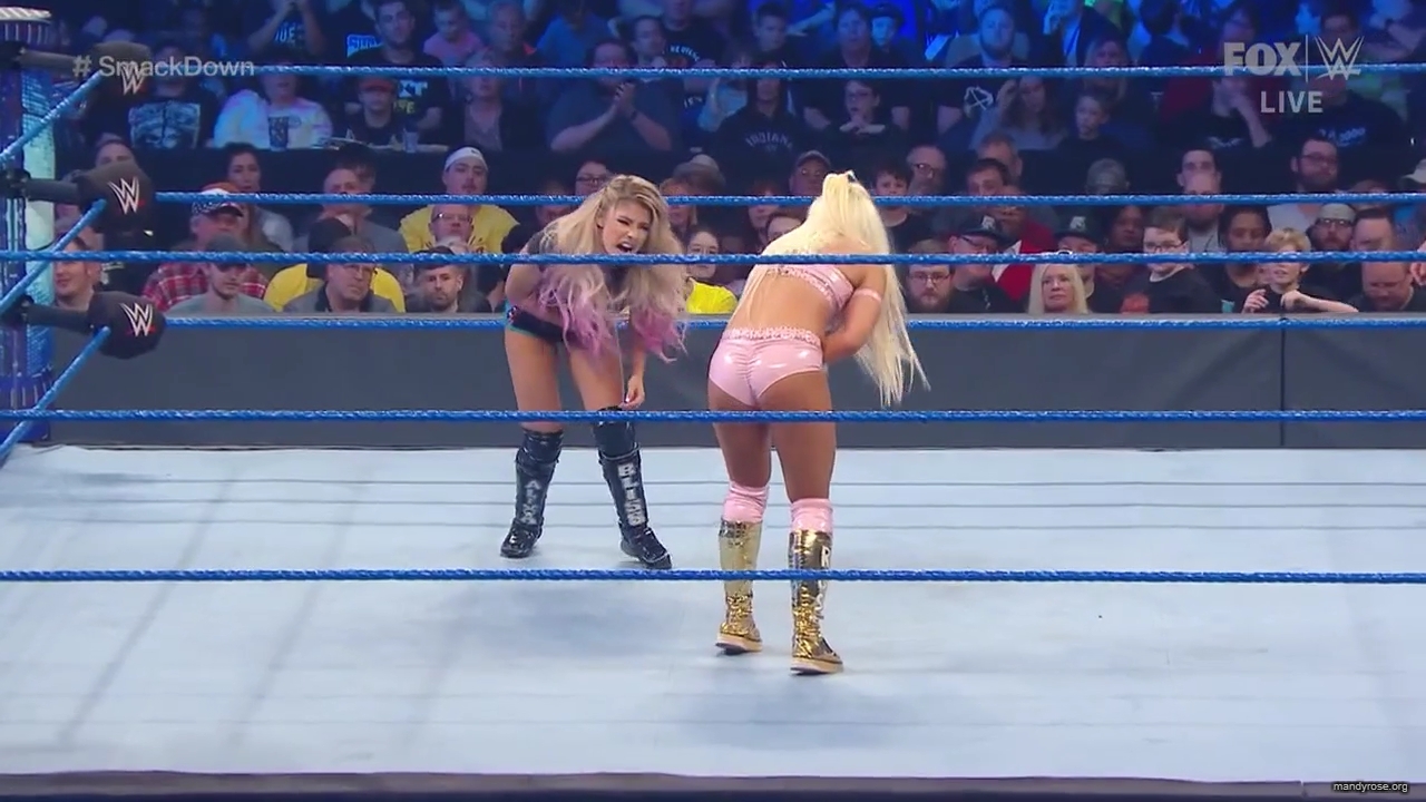 WWE_Friday_Night_SmackDown_2020_01_10_720p_HDTV_x264-NWCHD_mp40390.jpg
