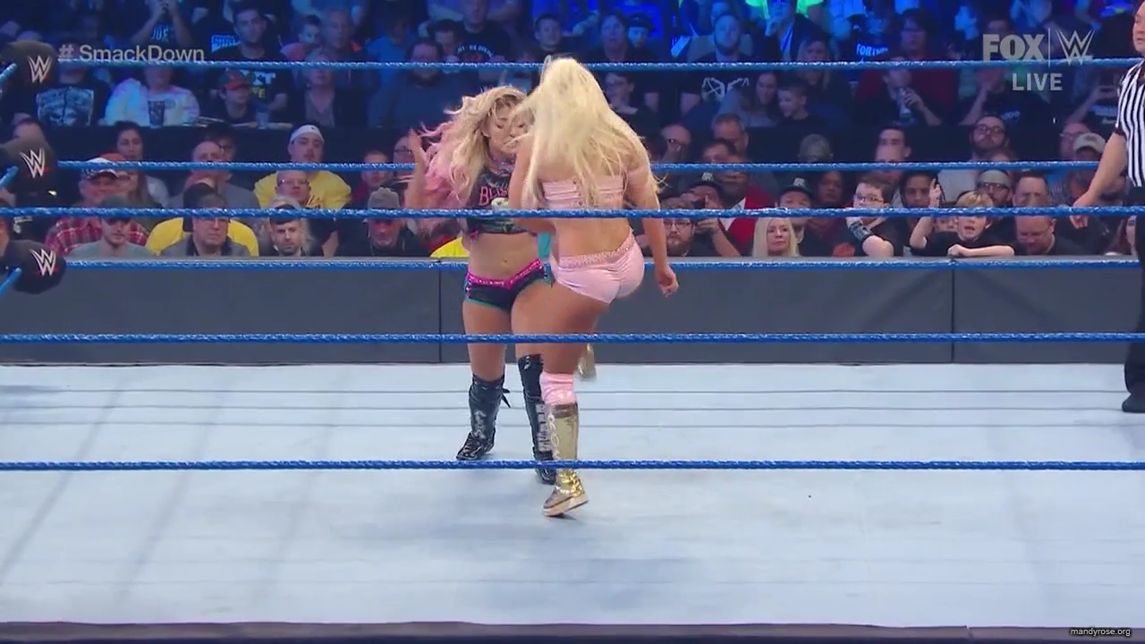 WWE_Friday_Night_SmackDown_2020_01_10_720p_HDTV_x264-NWCHD_mp40394.jpg