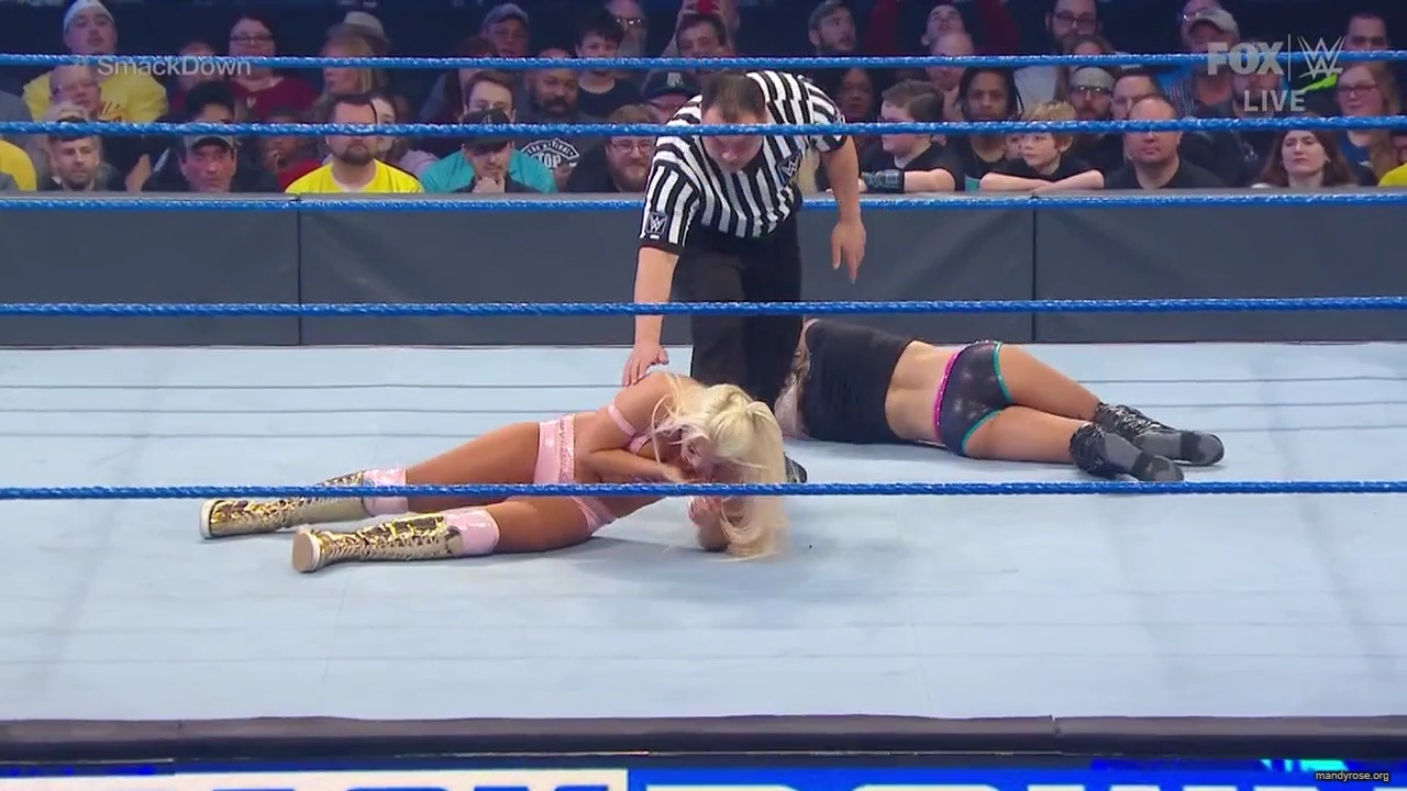WWE_Friday_Night_SmackDown_2020_01_10_720p_HDTV_x264-NWCHD_mp40405.jpg
