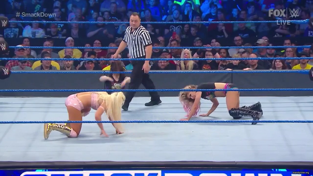 WWE_Friday_Night_SmackDown_2020_01_10_720p_HDTV_x264-NWCHD_mp40412.jpg