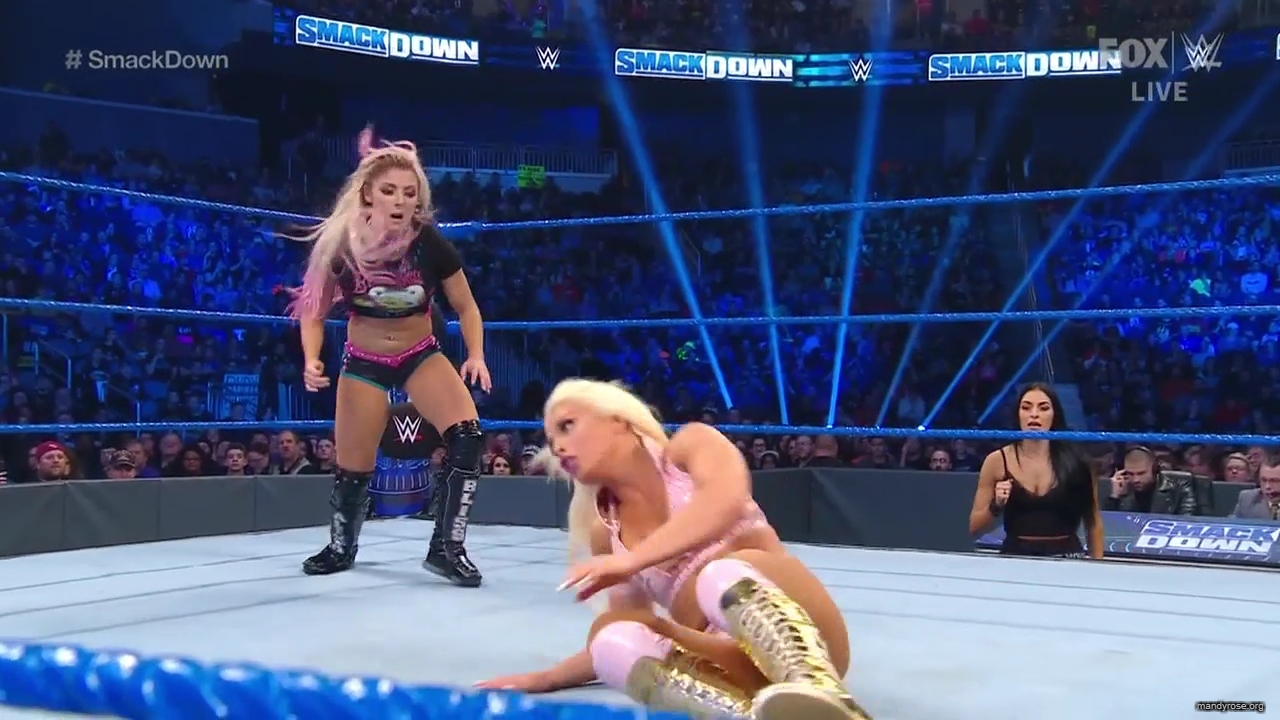 WWE_Friday_Night_SmackDown_2020_01_10_720p_HDTV_x264-NWCHD_mp40418.jpg