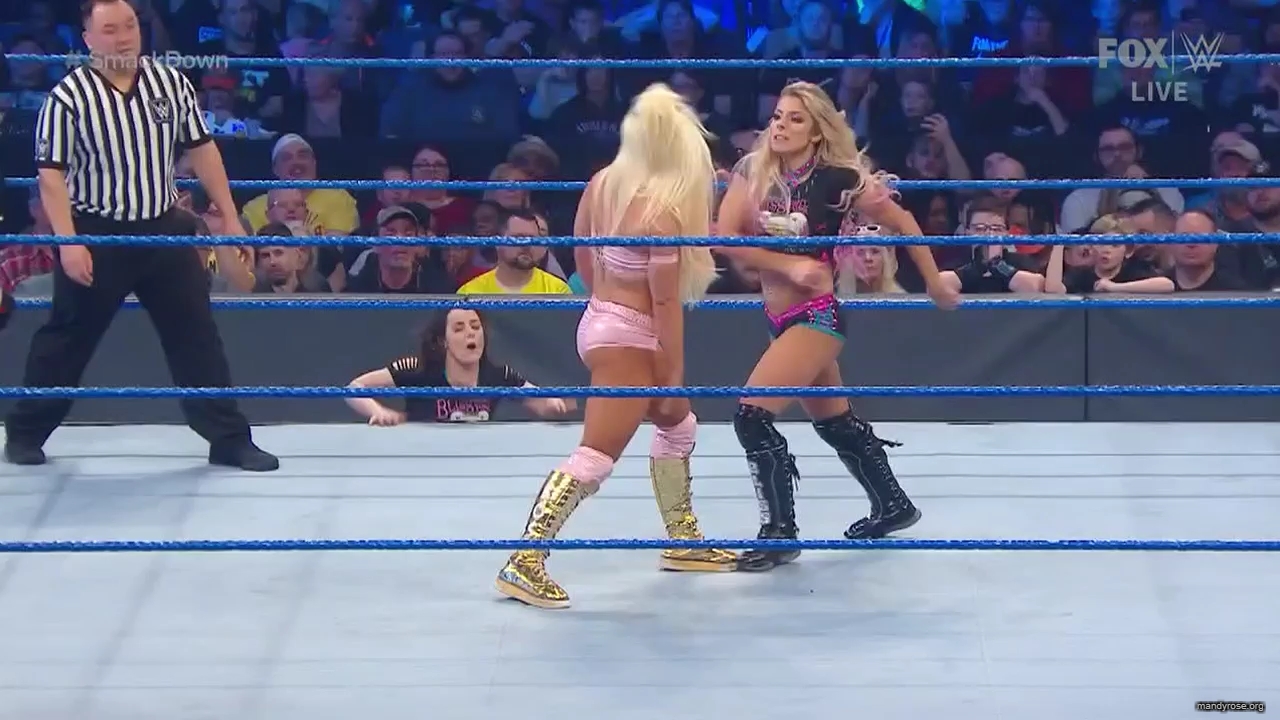 WWE_Friday_Night_SmackDown_2020_01_10_720p_HDTV_x264-NWCHD_mp40421.jpg
