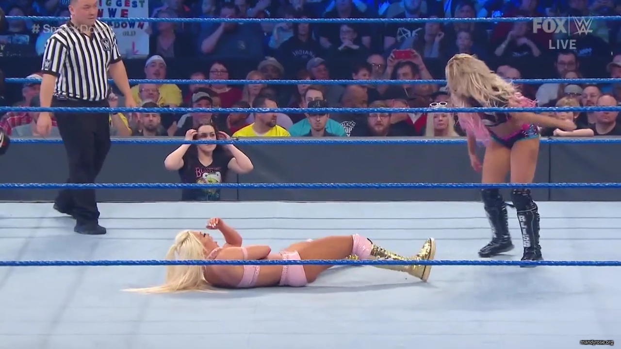 WWE_Friday_Night_SmackDown_2020_01_10_720p_HDTV_x264-NWCHD_mp40424.jpg