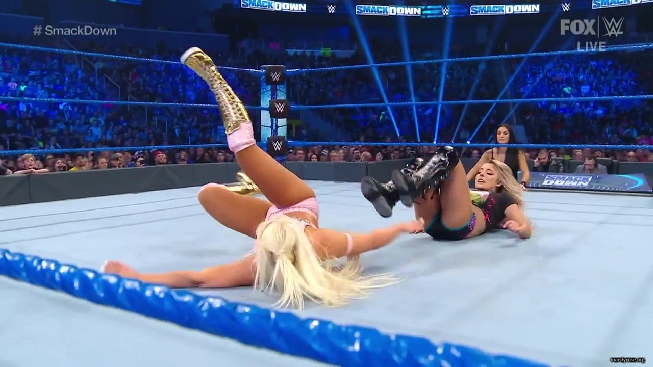 WWE_Friday_Night_SmackDown_2020_01_10_720p_HDTV_x264-NWCHD_mp40426.jpg