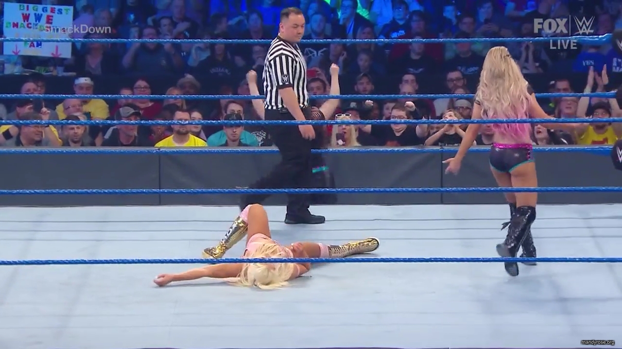 WWE_Friday_Night_SmackDown_2020_01_10_720p_HDTV_x264-NWCHD_mp40429.jpg