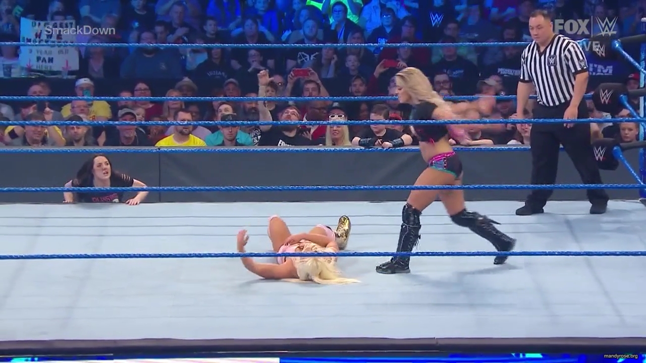 WWE_Friday_Night_SmackDown_2020_01_10_720p_HDTV_x264-NWCHD_mp40432.jpg