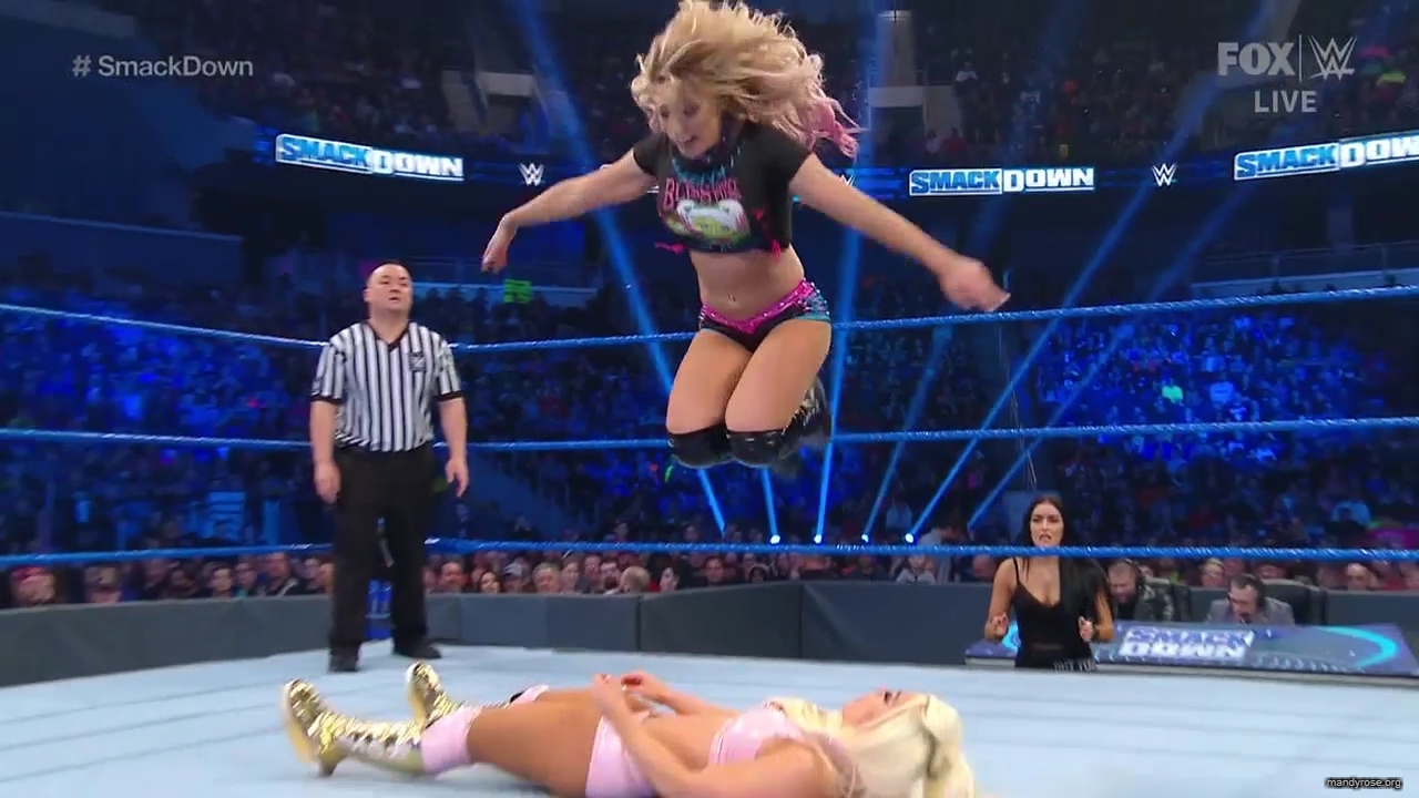 WWE_Friday_Night_SmackDown_2020_01_10_720p_HDTV_x264-NWCHD_mp40433.jpg