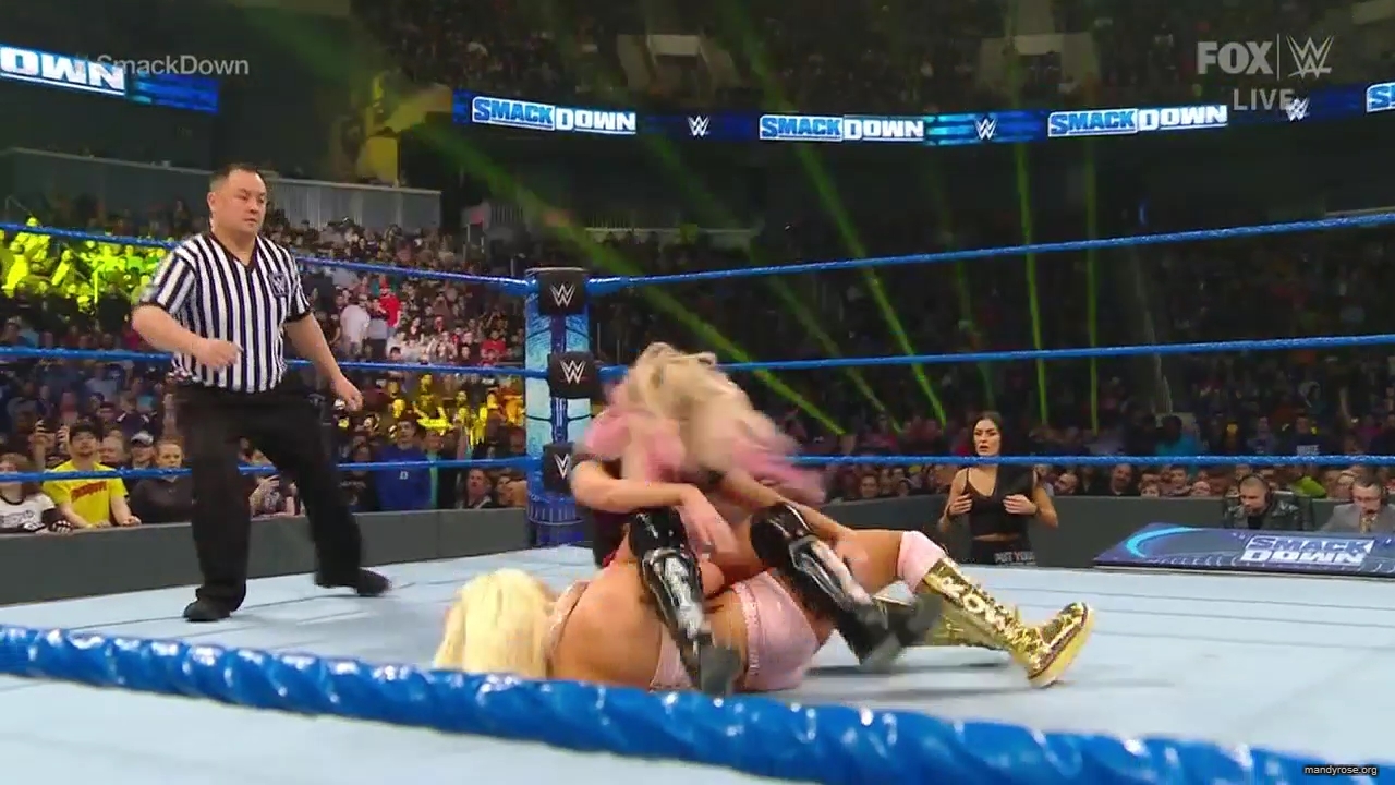 WWE_Friday_Night_SmackDown_2020_01_10_720p_HDTV_x264-NWCHD_mp40452.jpg