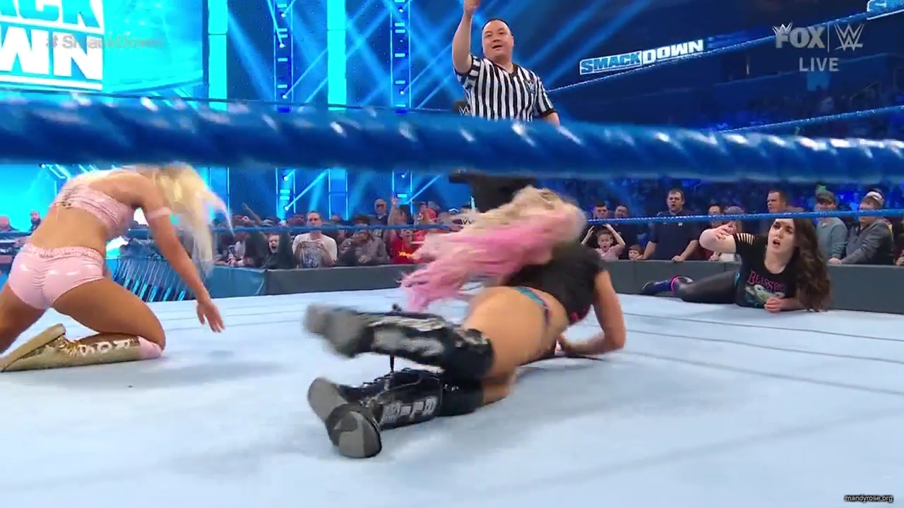 WWE_Friday_Night_SmackDown_2020_01_10_720p_HDTV_x264-NWCHD_mp40456.jpg