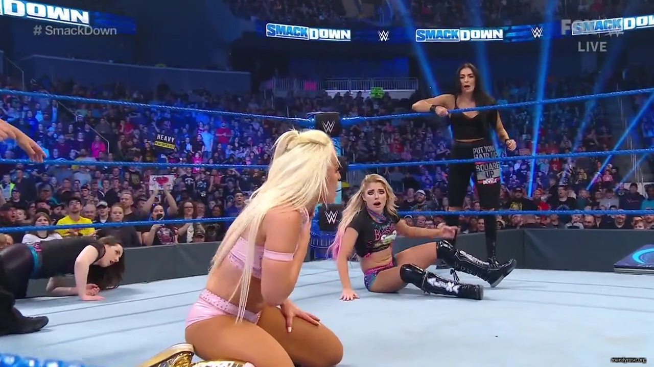 WWE_Friday_Night_SmackDown_2020_01_10_720p_HDTV_x264-NWCHD_mp40459.jpg