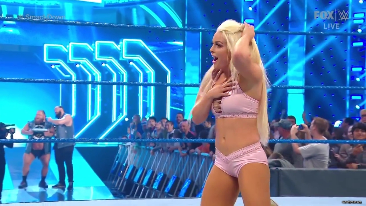 WWE_Friday_Night_SmackDown_2020_01_10_720p_HDTV_x264-NWCHD_mp40463.jpg