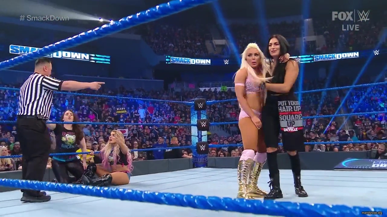 WWE_Friday_Night_SmackDown_2020_01_10_720p_HDTV_x264-NWCHD_mp40468.jpg