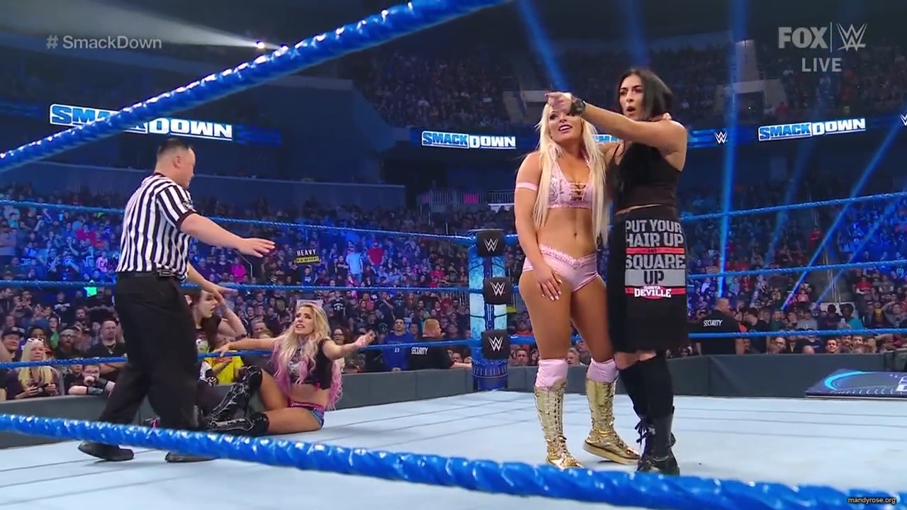 WWE_Friday_Night_SmackDown_2020_01_10_720p_HDTV_x264-NWCHD_mp40469.jpg