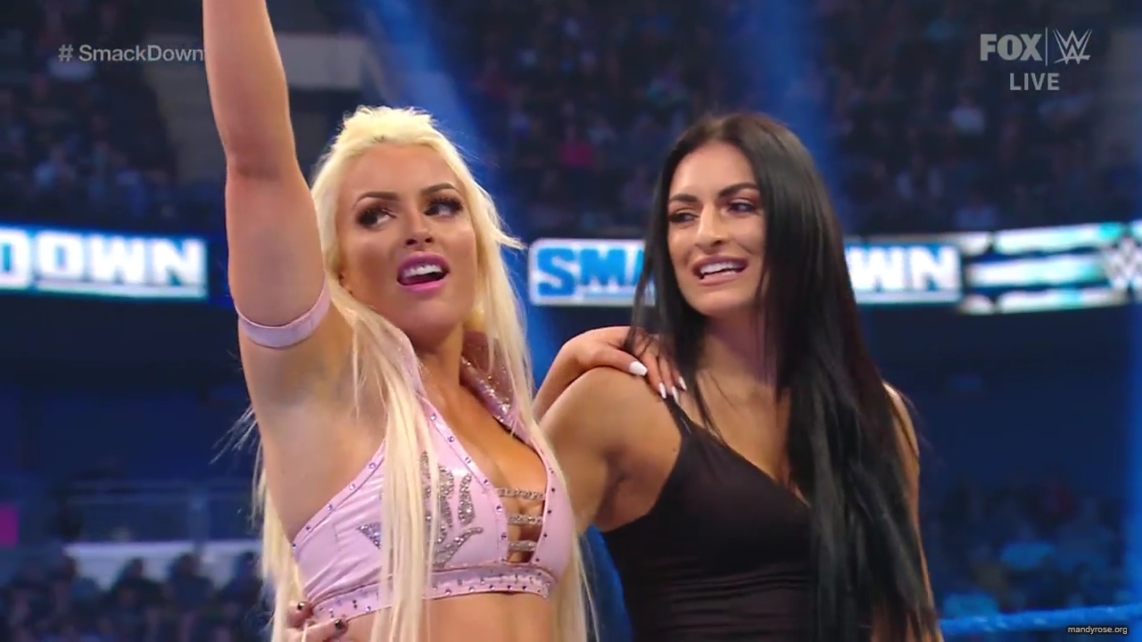 WWE_Friday_Night_SmackDown_2020_01_10_720p_HDTV_x264-NWCHD_mp40478.jpg