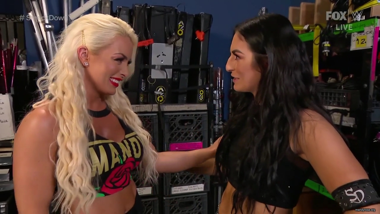 WWE_Friday_Night_SmackDown_2020_01_17_720p_HDTV_x264-NWCHD_mp40025.jpg