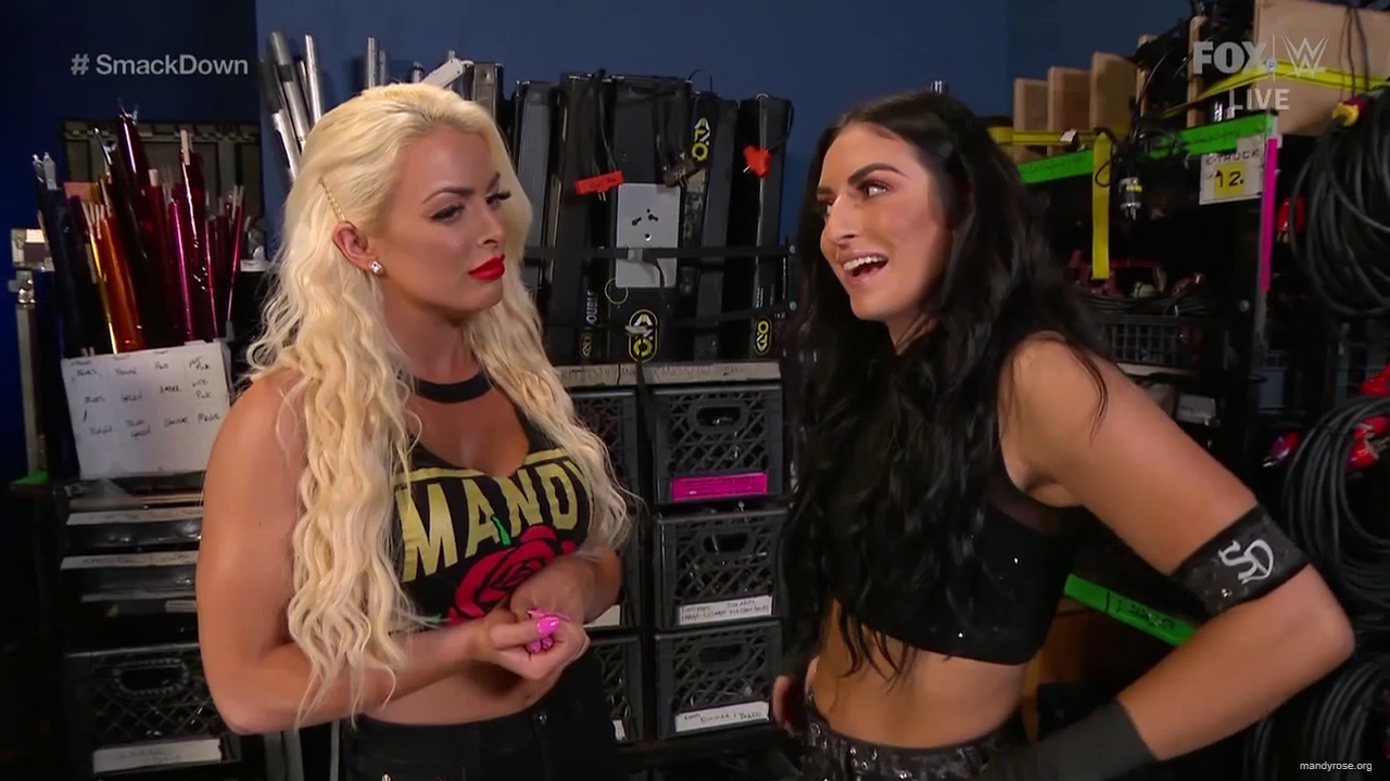 WWE_Friday_Night_SmackDown_2020_01_17_720p_HDTV_x264-NWCHD_mp40044.jpg