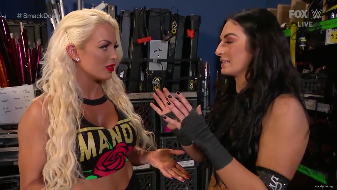 WWE_Friday_Night_SmackDown_2020_01_17_720p_HDTV_x264-NWCHD_mp40057.jpg