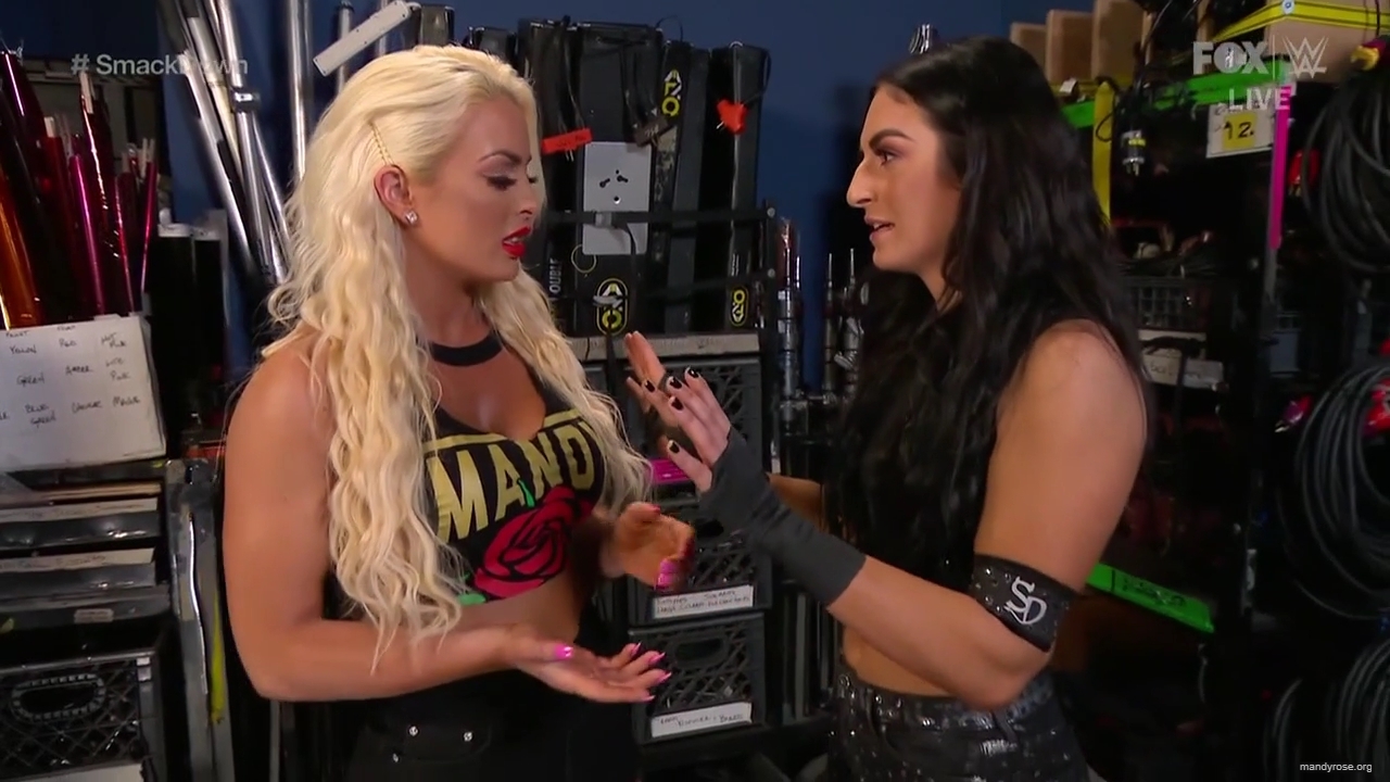 WWE_Friday_Night_SmackDown_2020_01_17_720p_HDTV_x264-NWCHD_mp40058.jpg