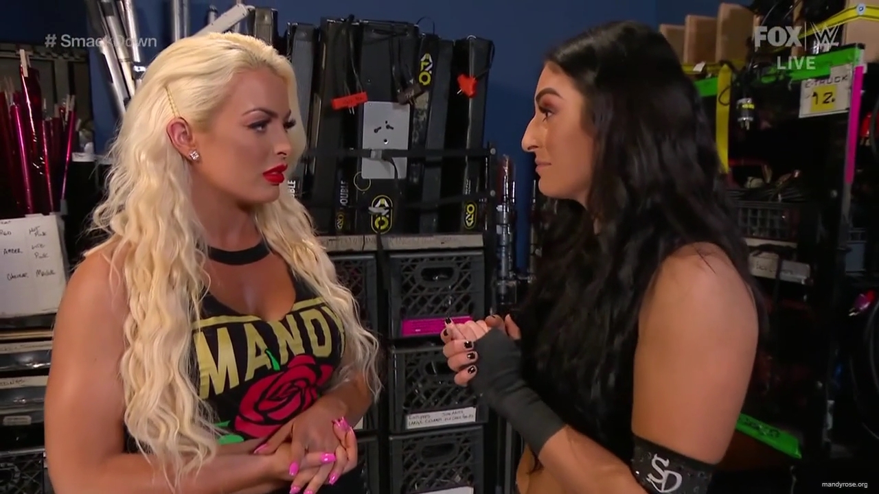 WWE_Friday_Night_SmackDown_2020_01_17_720p_HDTV_x264-NWCHD_mp40060.jpg