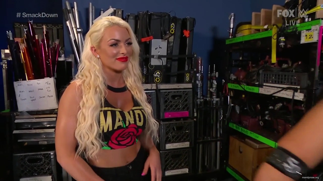WWE_Friday_Night_SmackDown_2020_01_17_720p_HDTV_x264-NWCHD_mp40073.jpg
