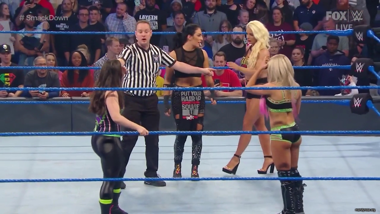 WWE_Friday_Night_SmackDown_2020_01_17_720p_HDTV_x264-NWCHD_mp40147.jpg