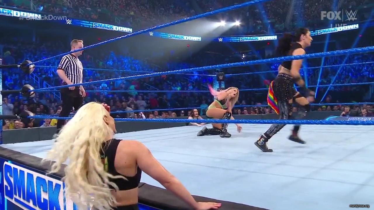 WWE_Friday_Night_SmackDown_2020_01_17_720p_HDTV_x264-NWCHD_mp40188.jpg