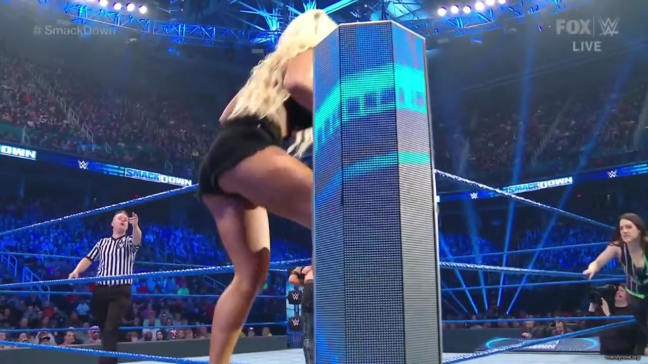 WWE_Friday_Night_SmackDown_2020_01_17_720p_HDTV_x264-NWCHD_mp40263.jpg