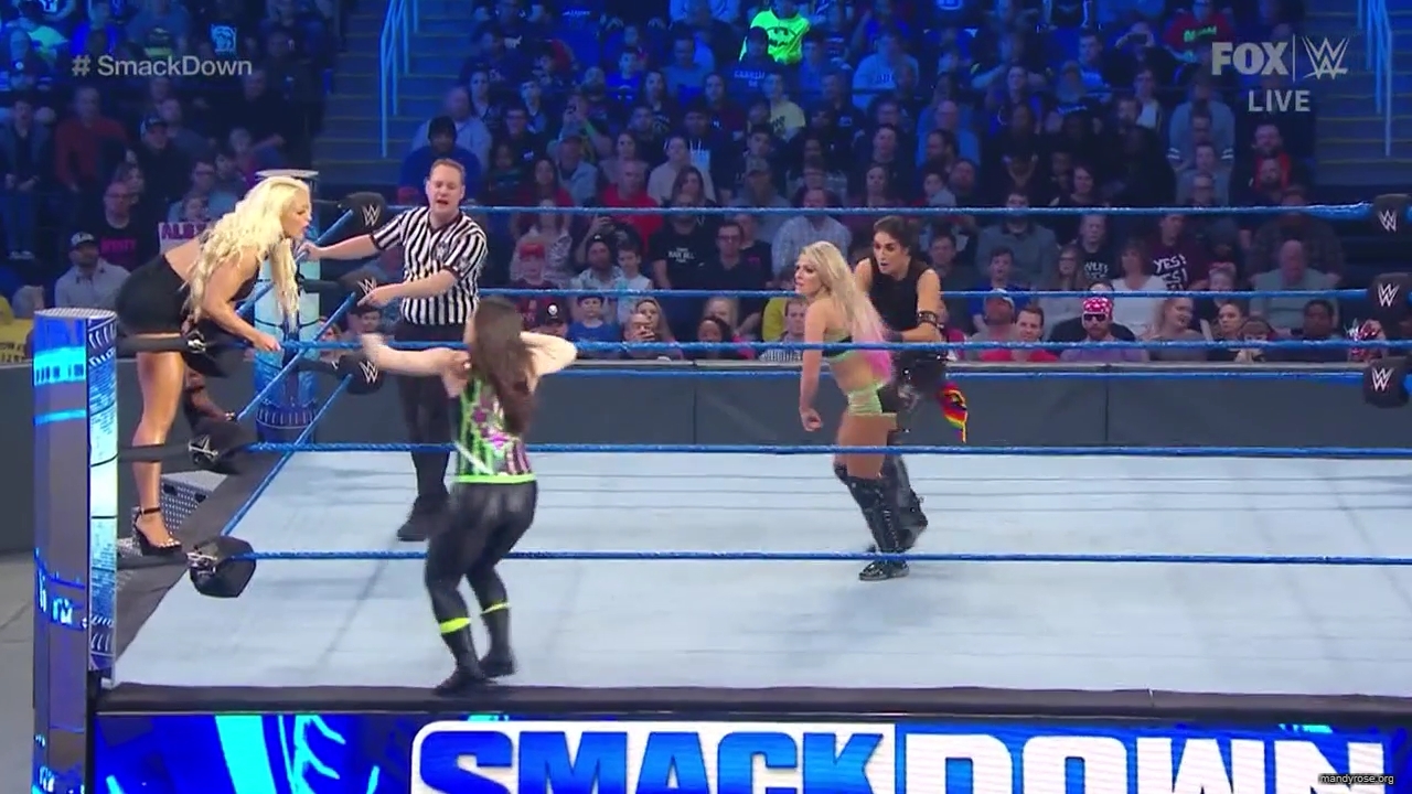 WWE_Friday_Night_SmackDown_2020_01_17_720p_HDTV_x264-NWCHD_mp40264.jpg