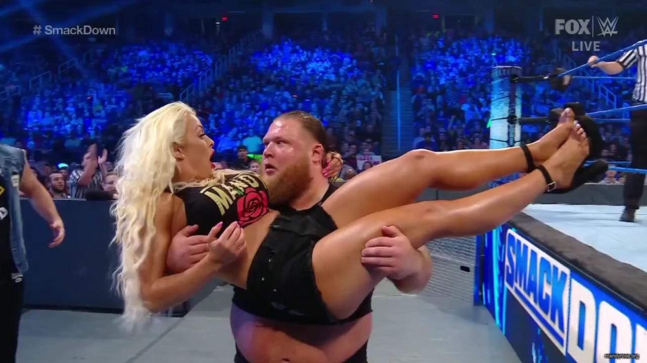 WWE_Friday_Night_SmackDown_2020_01_17_720p_HDTV_x264-NWCHD_mp40267.jpg