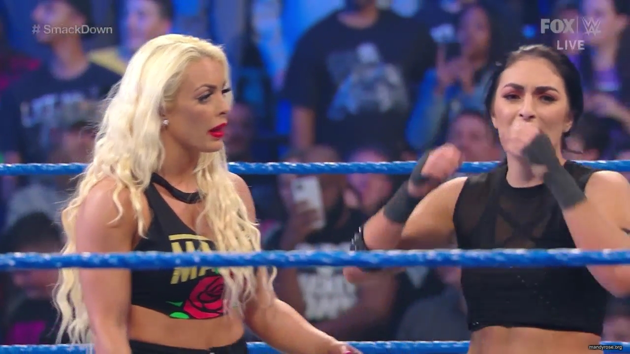 WWE_Friday_Night_SmackDown_2020_01_17_720p_HDTV_x264-NWCHD_mp40299.jpg