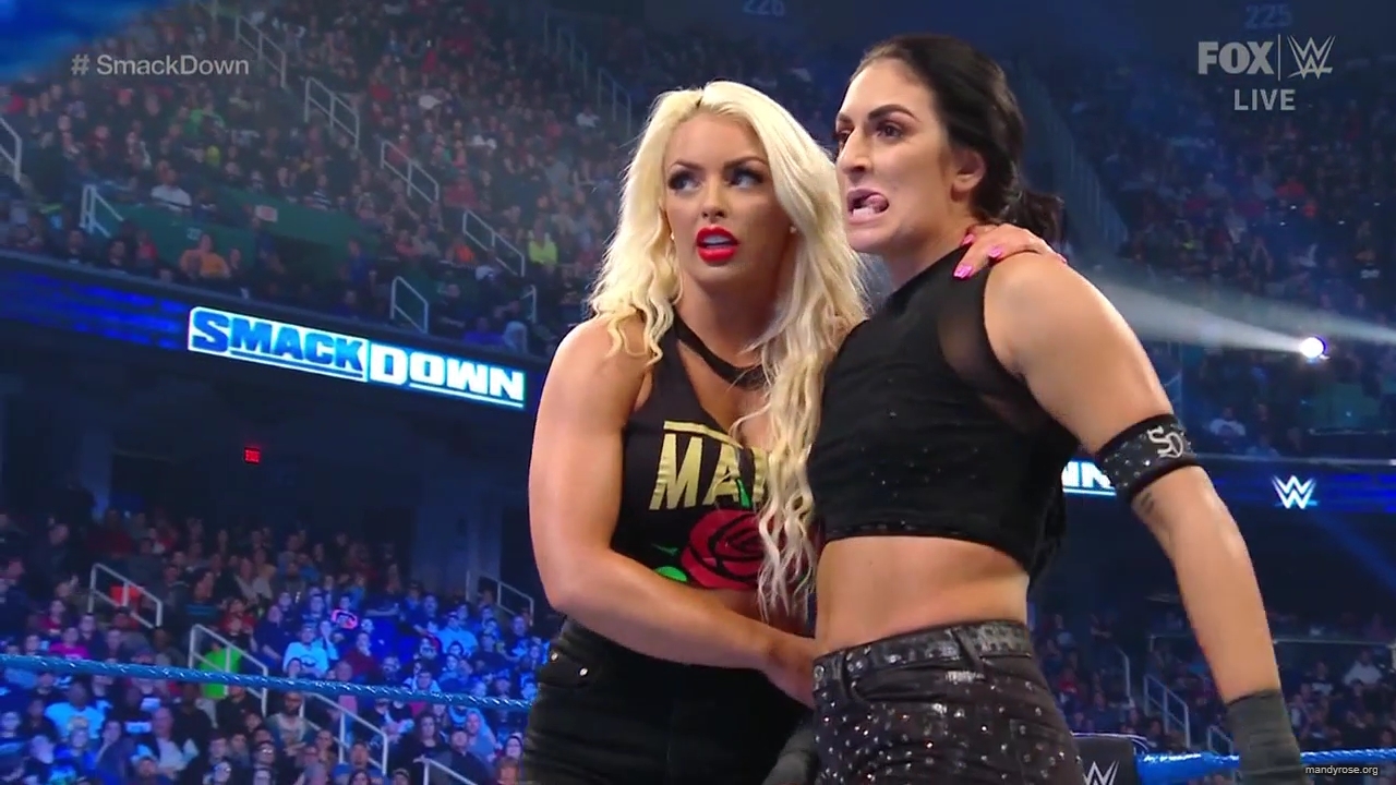 WWE_Friday_Night_SmackDown_2020_01_17_720p_HDTV_x264-NWCHD_mp40309.jpg