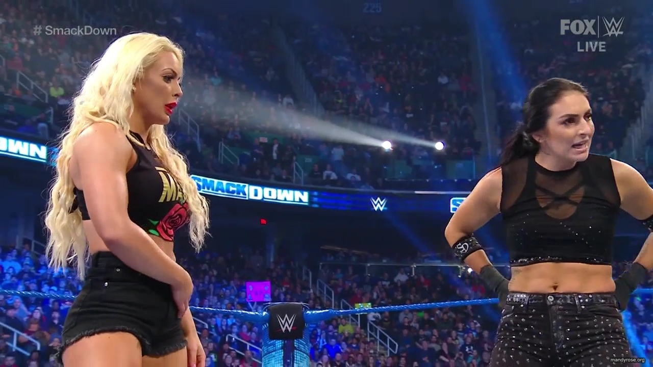 WWE_Friday_Night_SmackDown_2020_01_17_720p_HDTV_x264-NWCHD_mp40313.jpg