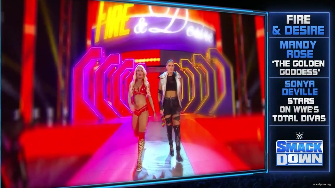 WWE_Friday_Night_SmackDown_2020_01_24_720p_HDTV_x264-NWCHD_mp40426.jpg