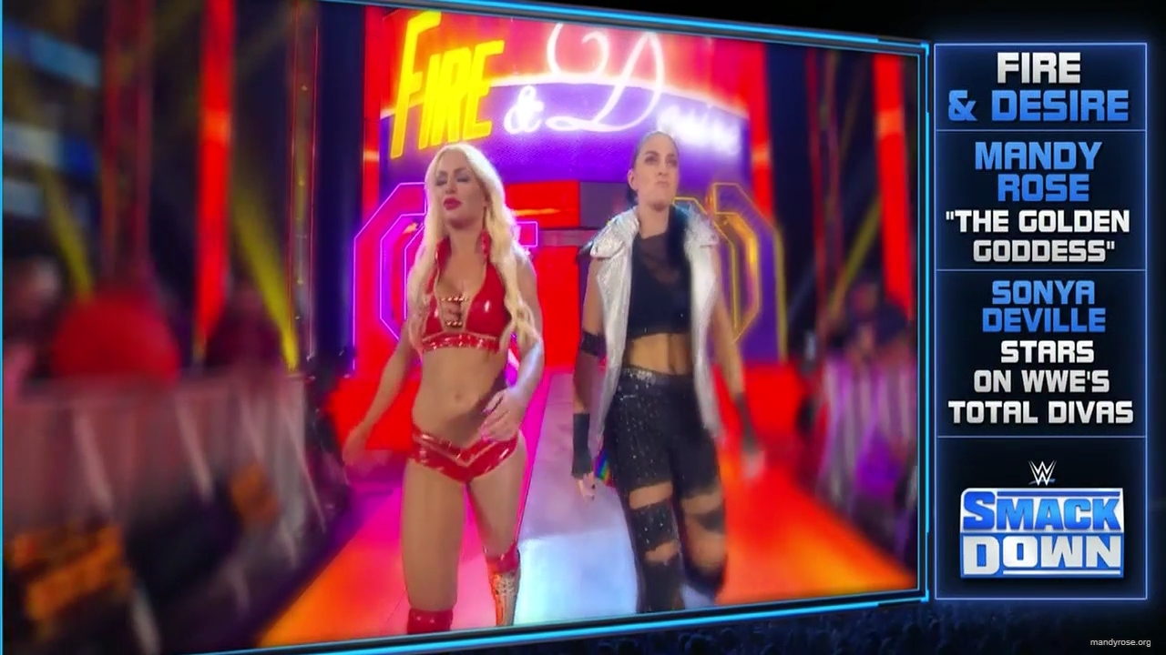 WWE_Friday_Night_SmackDown_2020_01_24_720p_HDTV_x264-NWCHD_mp40429.jpg